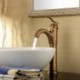 Centerset Single Handle One Hole in Antique Brass Bathroom Sink Tap
