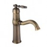 Centerset Single Handle One Hole in Antique Brass Bathroom Sink Tap