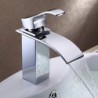 Centerset Single Handle One Hole in Chrome Bathroom Sink Tap