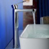 Contemporary Chrome Finish Brass One Hole Single Handle Bathroom Sink Tap